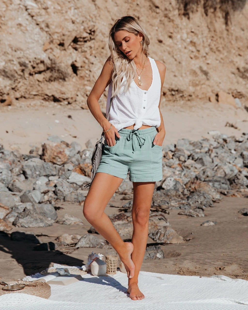 Women’s Cotton Linen Wide-Leg Shorts – Breathable, Relaxed Fit for Summe