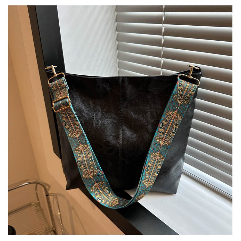 Women's Calfskin Leather Shoulder Bag